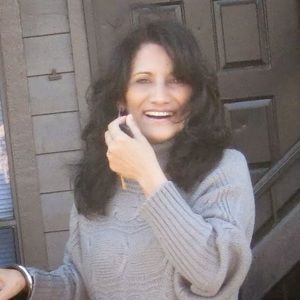 Meet your Posher, Marcia